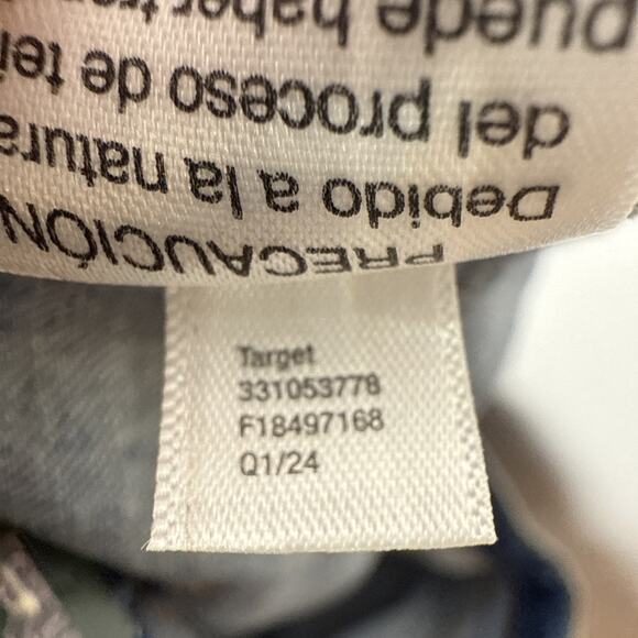 Wild Fable Shorts High-Rise Rolled Cuff Denim Size 17R Blue Jean Raw Hem - Picture 8 of 8